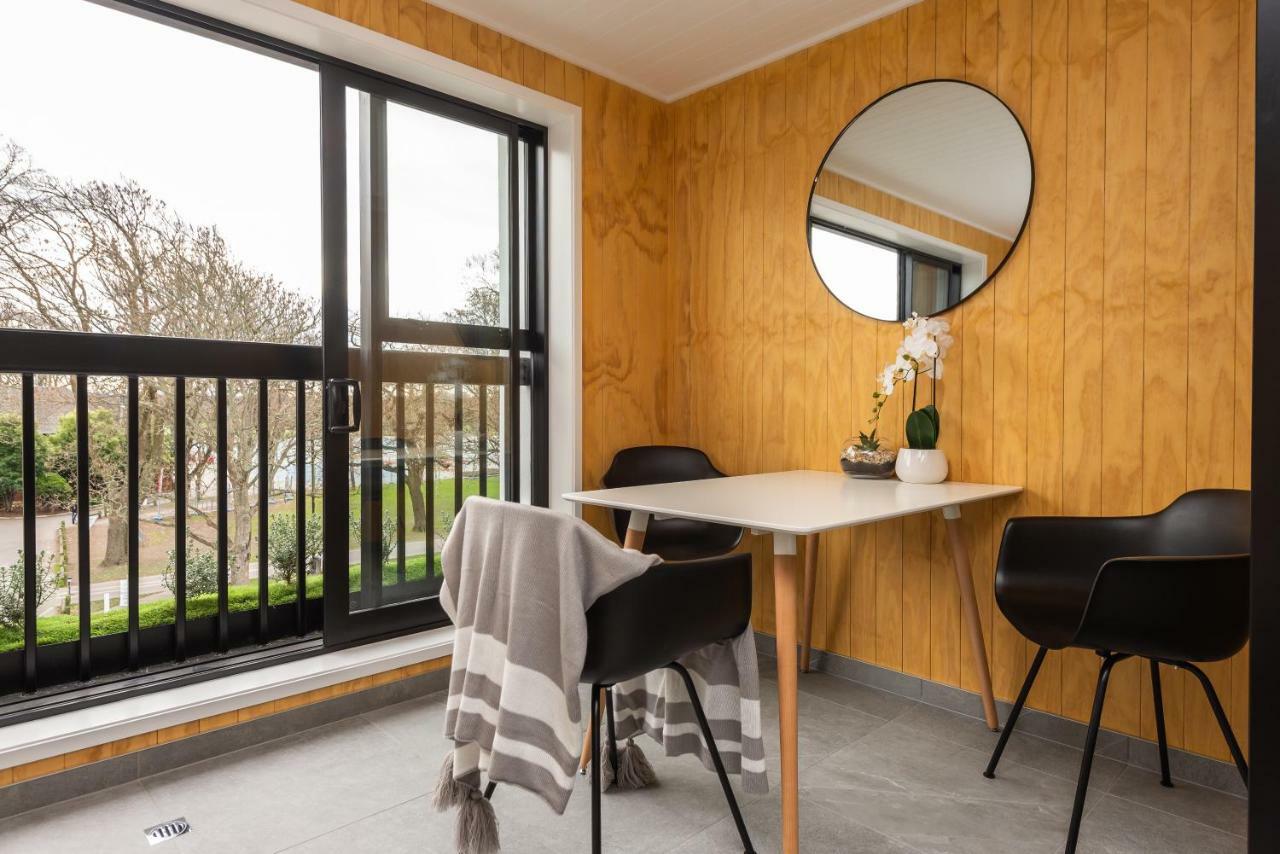 Appartement Penthouse With Park View à Christchurch Extérieur photo