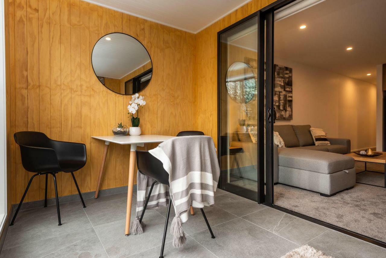 Appartement Penthouse With Park View à Christchurch Extérieur photo